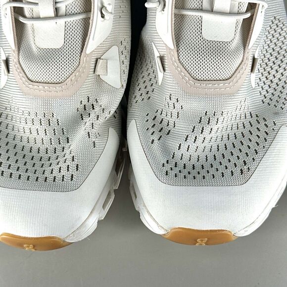 On Cloud 5 Coast Lifestyle Shoes Women's Size 9 Beige White Sneakers Lightweight - Picture 4 of 16